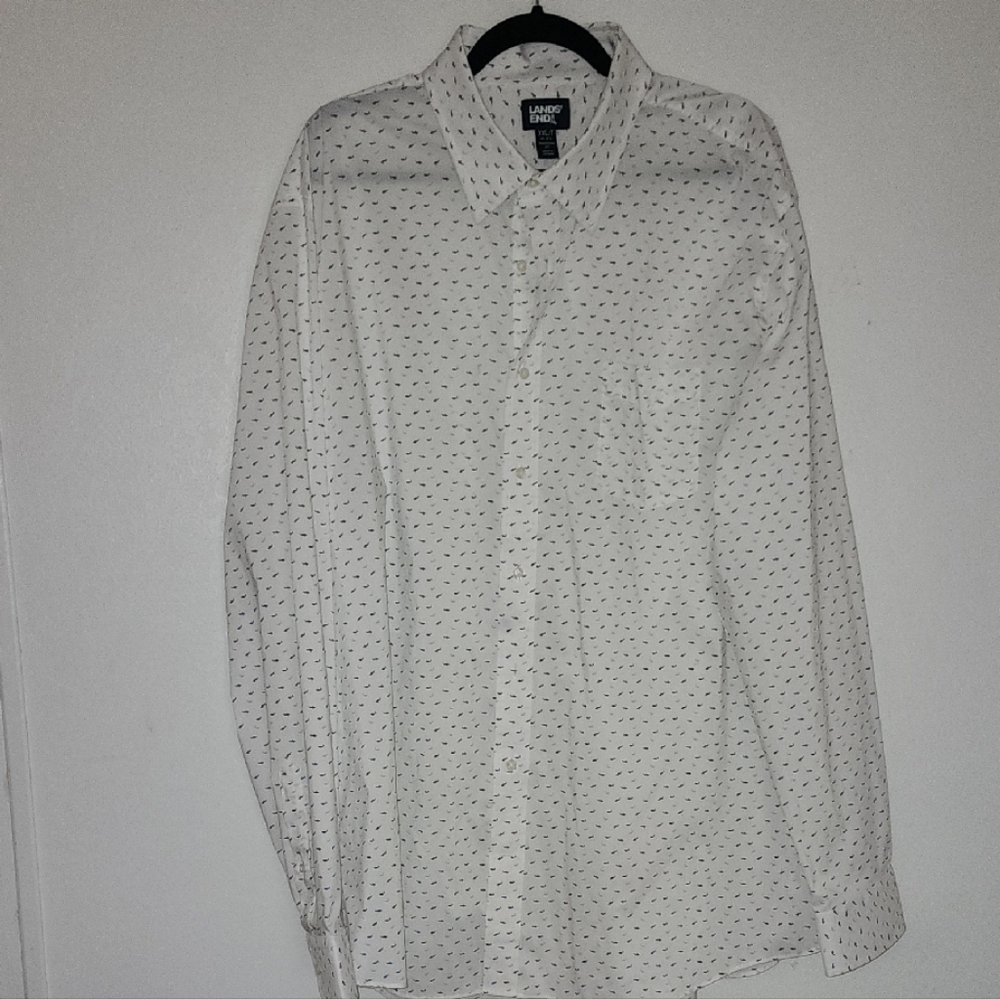 Lands' End Men's White and Black Patterned Button Down Shirt